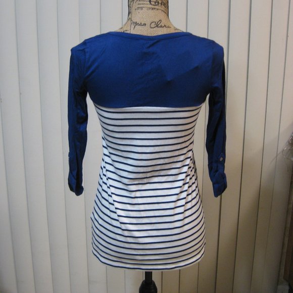 NWT Guess blue white zipper ¾ sleeve top shirt XS extra small - Picture 5 of 7